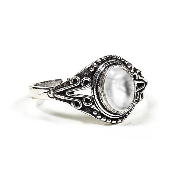 Ring mit Bergkristall -- 0.7cm