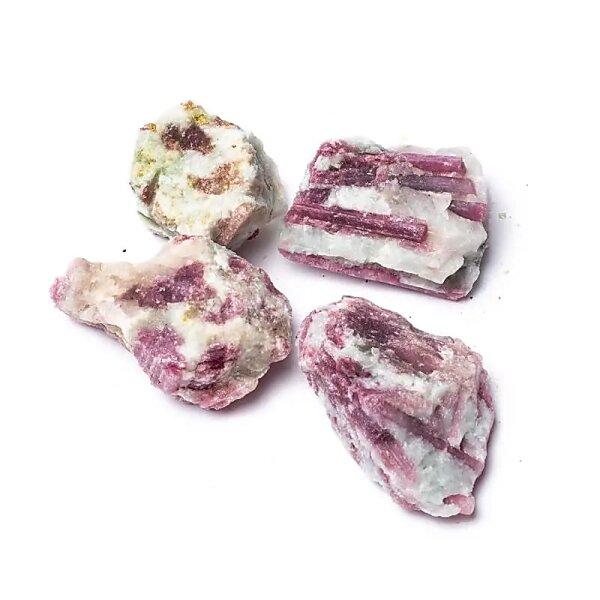 Roher rosafarbener Turmalin mit Quarz -- ±1000 g; ±4-10cm